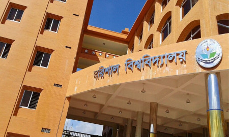 Barishal University Students Protest Fee for Victory Feast