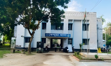 Madrasa Student Electrocuted to Death in Netrokona While Plucking Coconuts
