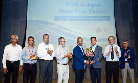 Seminar on “Work in Japan: Shape Your Future” Held at BUFT