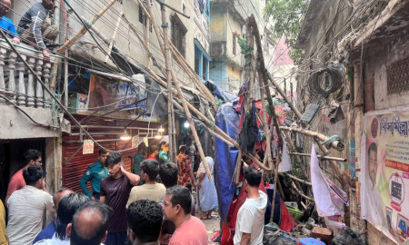 Earthquake death toll rises to 10 as injuries mount