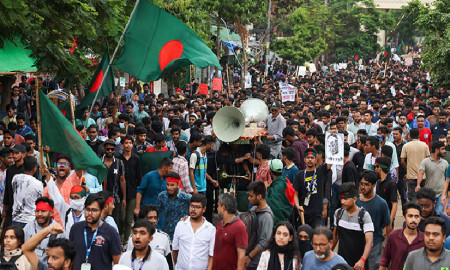 আ.লীগ নিষিদ্ধের দাবিতে এবার মাঠে নামছেন বেসরকারি বিশ্ববিদ্যালয় শিক্ষার্থীরা