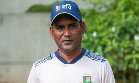 ‘বাংলাদেশে অধিনায়কত্ব করা কঠিন’