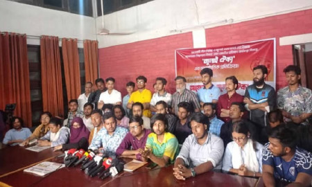 আ’লীগের কার্যক্রম নিষিদ্ধ ও জুলাই পরিপত্র ঘোষণা পর্যন্ত অপেক্ষা করবে জুলাই ঐক্য