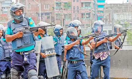 ‘পুলিশের হাতে কোনো মারণাস্ত্র থাকবে না’