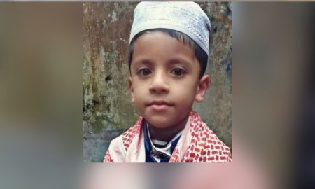 মাদ্রাসার শৌচাগারে গলায় গামছা প্যাঁচানো ৭ বছরের শিশুর লাশ, শিক্ষক গ্রেপ্তার    