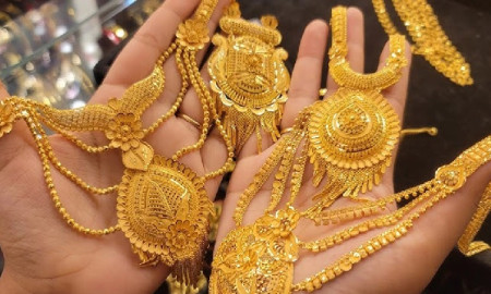 দেশের বাজারে কমল স্বর্ণের দাম, ভরিতে যত? 