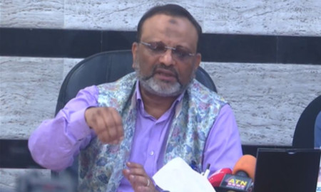 শিক্ষার্থীদের দ্রুত বিচারের দাবির সঙ্গে সম্পূর্ণ সংহতি প্রকাশ ঢাবি ভিসির