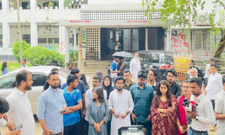 ভবঘুরে ও মাদকসেবীদের সরানোসহ পাঁচ দাবি গণতান্ত্রিক ছাত্রসংসদের