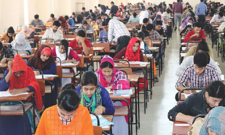 এক দিনে ২৩ নিয়োগ পরীক্ষা, তামাশা বললেন চাকরিপ্রত্যাশীরা