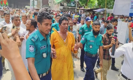 সচিবালয় অভিমুখে লংমার্চ থেকে শিক্ষক নেতা কাওছার গ্রেপ্তার