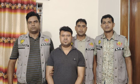 বিশ্ববিদ্যালয়সহ বিভিন্ন প্রতিষ্ঠানের সনদপত্র জালিয়াতি চক্রের মূলহোতা গ্রেপ্তার