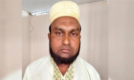 মাদ্রাসার কমিটি গঠনে জালিয়াতির অভিযোগে শিক্ষক গ্রেপ্তার