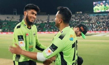 ফাইনালে লাহোরের একাদশে রিশাদ, নেই সাকিব 