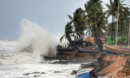 দুর্বল হয়ে টাঙ্গাইলে অবস্থান করছে নিম্নচাপ, সতর্কসংকেত বহাল