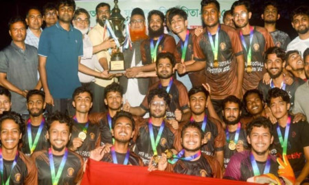 চুয়েট আন্তঃহল ফুটবল প্রতিযোগিতায় চ্যাম্পিয়ন শহিদ আবু সাঈদ হল