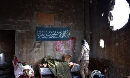 সিরিয়ার নতুন সরকারের বিরুদ্ধে আইএসের প্রথম হামলার দাবি