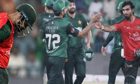 হারের ম্যাচেও তানজিম সাকিবের বিশ্বরেকর্ড