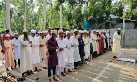কু‌ড়িগ্রা‌মের পাঁচ উপজেলায় ঈদুল আজহার নামাজ অনুষ্ঠিত
