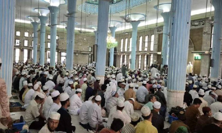 বায়তুল মোকাররমে পবিত্র ঈদুল আজহার প্রথম জামাত অনুষ্ঠিত