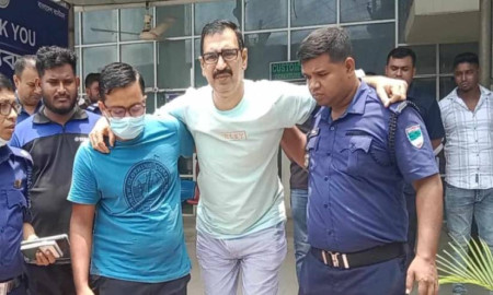 ভারতে পালানোর সময় গোপালগঞ্জ জেলা আ.লীগের সাধারণ সম্পাদক গ্রেপ্তার