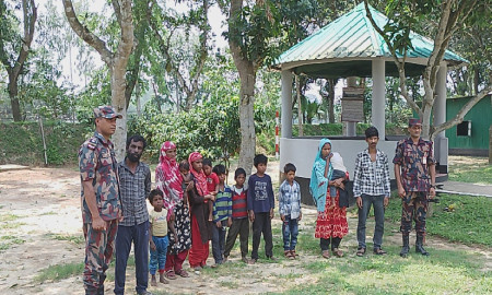 সীমান্ত দিয়ে শিশুসহ ১৩ জনকে পুশ ইন করল বিএসএফ