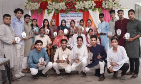 বেতাগী পাইলট উচ্চ বিদ্যালয়ে এসএসসি ২০২১ ব্যাচের প্রথম পুনর্মিলনী অনুষ্ঠিত