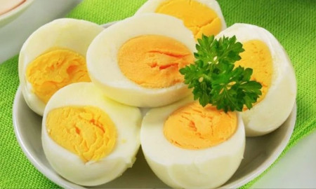 যেসব কারণে রোজ সকালে ডিম খাওয়া উচিত