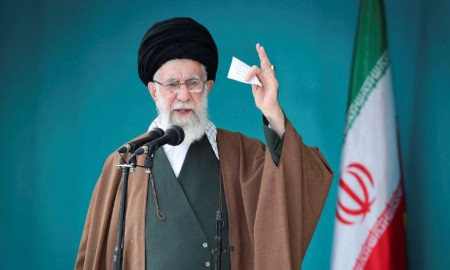 যুদ্ধ শুরু হলো: খামেনি