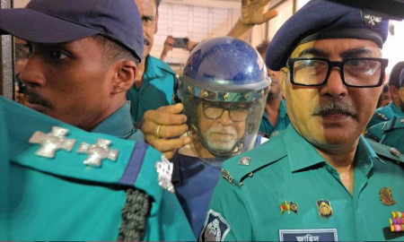 সাবেক সিইসি কে এম নুরুল হুদা ৪ দিনের রিমান্ডে