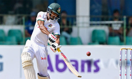 তাইজুলের লড়াইয়ের পরও আড়াইশ’র আগেই থামল বাংলাদেশ