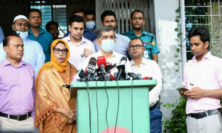 প্রশ্নফাঁস ও গুজব নিয়ে শিক্ষা উপদেষ্টার কড়া বার্তা