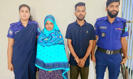 হানি ট্র্যাপ চক্রের ২ সদস্য গ্রেফতার