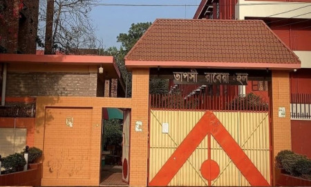 বাকৃবিতে র‌্যাগিংয়ের অভিযোগে ৩ ছাত্রীকে হল থেকে বহিষ্কার