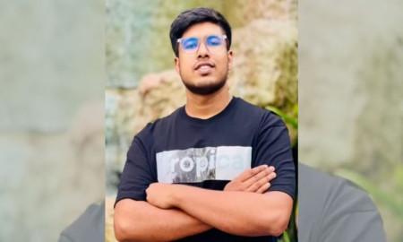 গভীর রাতে ট্রাকচাপায় বিশ্ববিদ্যালয় শিক্ষার্থীসহ একই পরিবারের তিনজন নিহত