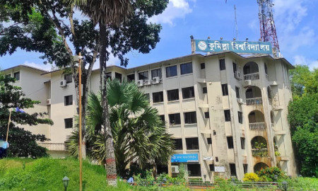 কুবিতে র‌্যাগিংয়ের নামে শিক্ষার্থীকে থাপ্পড়, ‘আমরা তোদের বাপ লাগি’ বলে গালি