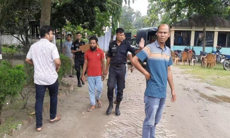 খাবার দেওয়ার কথা বলে ২ শিশুকে ধর্ষণ, গ্রেপ্তার ১