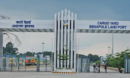 আশুরা উপলক্ষে রবিবার বেনাপোল-পেট্রাপোল বন্দরে আমদানি-রপ্তানি বন্ধ