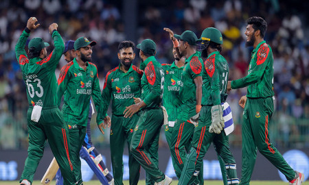 তানভীরের ঘূর্ণি জাদুতে দারুণ জয়, সমতায় ফিরল বাংলাদেশ