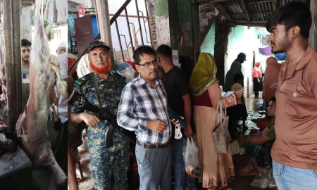 ছাগীকে খাসী বলে বিক্রি, ভোক্তা অধিকারের অভিযানে জরিমানা