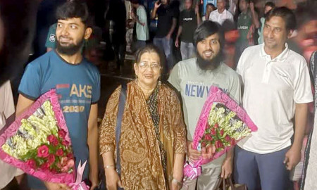 ৫ বছর পর কারামুক্ত খুলনা বিশ্ববিদ্যালয়ের দুই শিক্ষার্থী