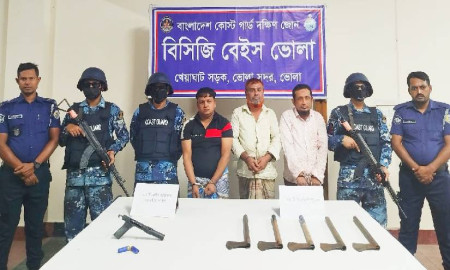 দেশীয় অস্ত্রসহ ৩ আওয়ামী লীগ নেতা আটক