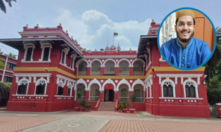 রায়হানের গুলি খাওয়ার দৃশ্য দেখে স্তব্ধ হয়ে যায় রাজশাহী কলেজের শিক্ষার্থীরা