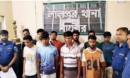 নাটোরে সেনাবাহিনীর অভিযানে ইমু হ্যাকিং চক্রের ১২ সদস্য আটক