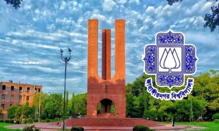 বাসের চাকায় পিষ্ট জাবি শিক্ষার্থীর বাবা, ক্ষতিপূরণের দাবিতে ১০ বাস আটক