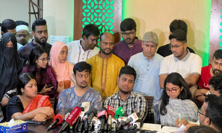 যশোরে শহীদ ও আহত পরিবারের সঙ্গে এনসিপির কেন্দ্রীয় নেতাদের মতবিনিময়