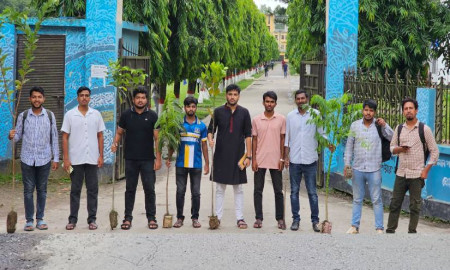 জুলাই শহীদের স্মরণে জাবিপ্রবি ছাত্রদল নেতার বৃক্ষরোপণ