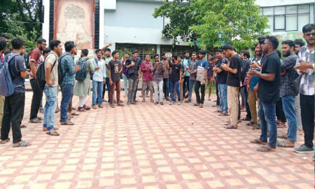 ব্যবসায়ী হত্যা, রাজশাহী প্রকৌশল ও প্রযুক্তি বিশ্ববিদ্যালয়ে শিক্ষার্থীদের বিক্ষোভ