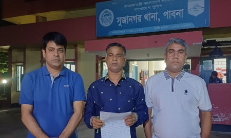 দুই গ্রুপের সংঘর্ষের ঘটনা তদন্তে পাবনায় বিএনপির কেন্দ্রীয় প্রতিনিধি দল