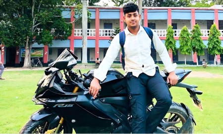 অ্যান্টিভেনম দিতে যাচ্ছিলেন ডাক্তার, জোরপূর্বক কেড়ে নিয়ে ওঝার কাছে গেল পরিবার, অতঃপর...