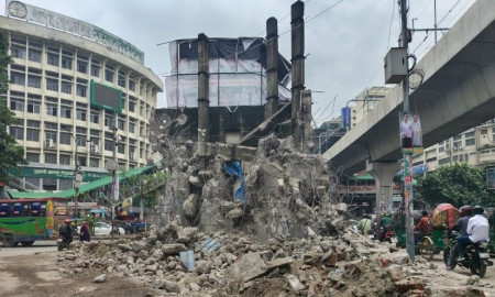 শাহবাগের ‘প্রজন্ম চত্বর’ ভাঙল সিটি কর্পোরেশন, ফেসবুকে দায় চাপল জামায়াতের ওপর